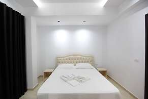 Central Park Hotel Ksamil