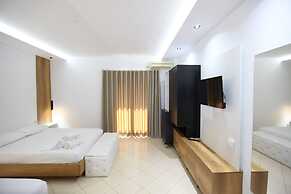 Central Park Hotel Ksamil