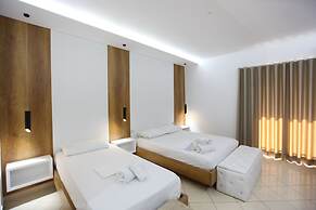 Central Park Hotel Ksamil