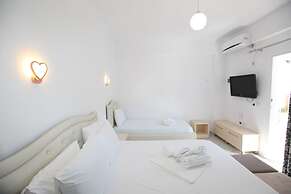 Central Park Hotel Ksamil