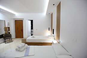 Central Park Hotel Ksamil