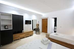 Central Park Hotel Ksamil