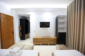 Central Park Hotel Ksamil