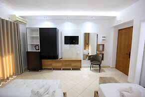 Central Park Hotel Ksamil