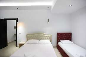 Central Park Hotel Ksamil