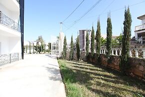 Central Park Hotel Ksamil