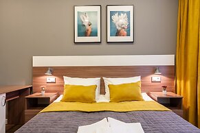 Apartment Democrat Nevsky 130