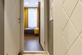 Apartment Democrat Nevsky 130