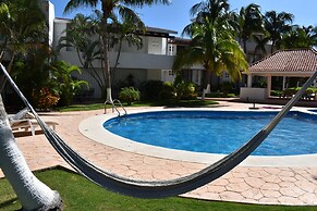 Quintas del Lago - A Pasos  del Mar