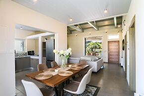 Three Stars Luxury Villas