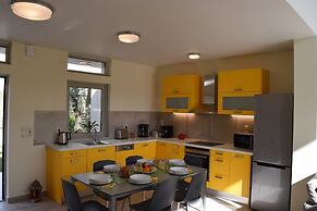 Three Stars Luxury Villas