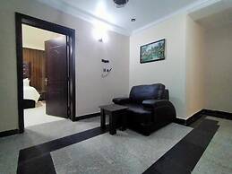 Pameec Luxury Suites Utako