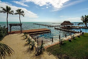 The Caribbean Resort Malayan Palm East