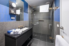 Oros Hotel and Apartments