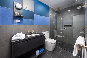 Oros Hotel and Apartments