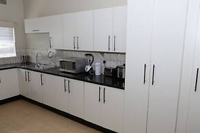 Eastlea 3-Bedroom Apartment