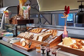 Holiday Inn Shanghai Dishui Lake by IHG