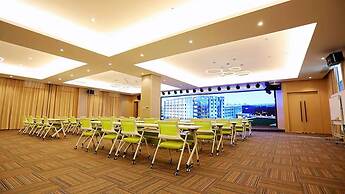Holiday Inn Shanghai Dishui Lake by IHG