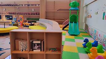 Holiday Inn Shanghai Dishui Lake by IHG