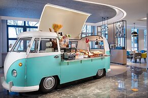 Holiday Inn Shanghai Dishui Lake by IHG