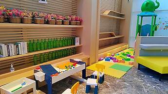 Holiday Inn Shanghai Dishui Lake by IHG