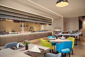 Holiday Inn Shanghai Dishui Lake by IHG