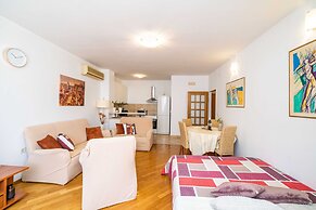 Down Town Apartments