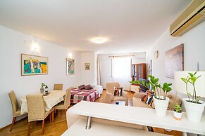 Down Town Apartments