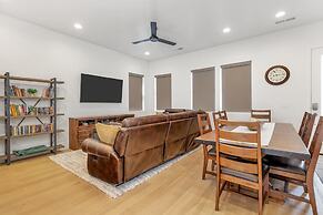 #13 At Bloomington Country Club 4 Bedroom Villa by Redawning