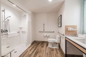 Hilton Garden Inn Boston Canton