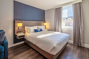 Scholar State College, Tapestry Collection by Hilton