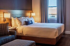 Scholar State College, Tapestry Collection by Hilton