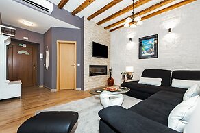 Luxury Apartment Kastela Antika