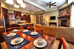 Canyon Villas at Coral Ridge