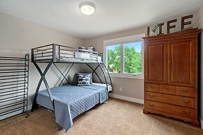 Outstanding Home | Incredible Views | Near Reservoir!