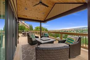 Outstanding Home | Incredible Views | Near Reservoir!