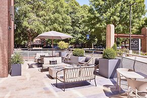 AC Hotel by Marriott Columbus Downtown