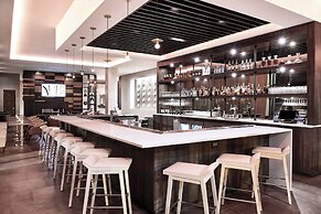 AC Hotel by Marriott Columbus Downtown