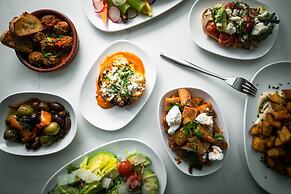 AC Hotel by Marriott Miami Dadeland