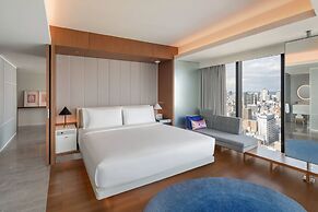 W Osaka