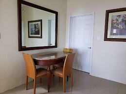 Villa Indigo 1BR in Private Gated Estate