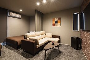 GRAND BASE Hakata Naraya