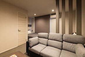 GRAND BASE Hakata Naraya