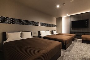 GRAND BASE Hakata Naraya