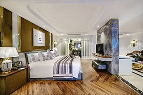 Le Pavillon Hoian Gallery Hotel & Spa