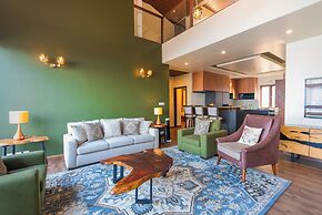 The Manor Luxury Apartments