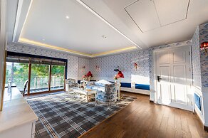 The Manor Luxury Apartments