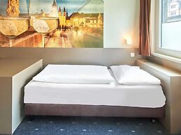 B&B HOTEL Würzburg-City