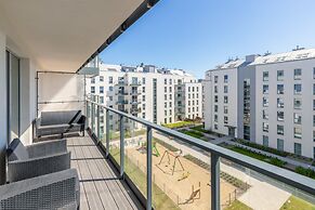 Sw. Barbary Old Town by Renters