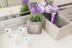 Sw. Barbary Old Town by Renters